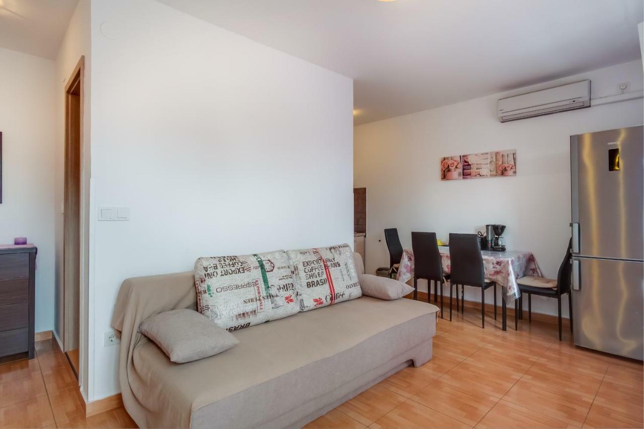 Apartment Senka مالي لوشينغْ المظهر الخارجي الصورة