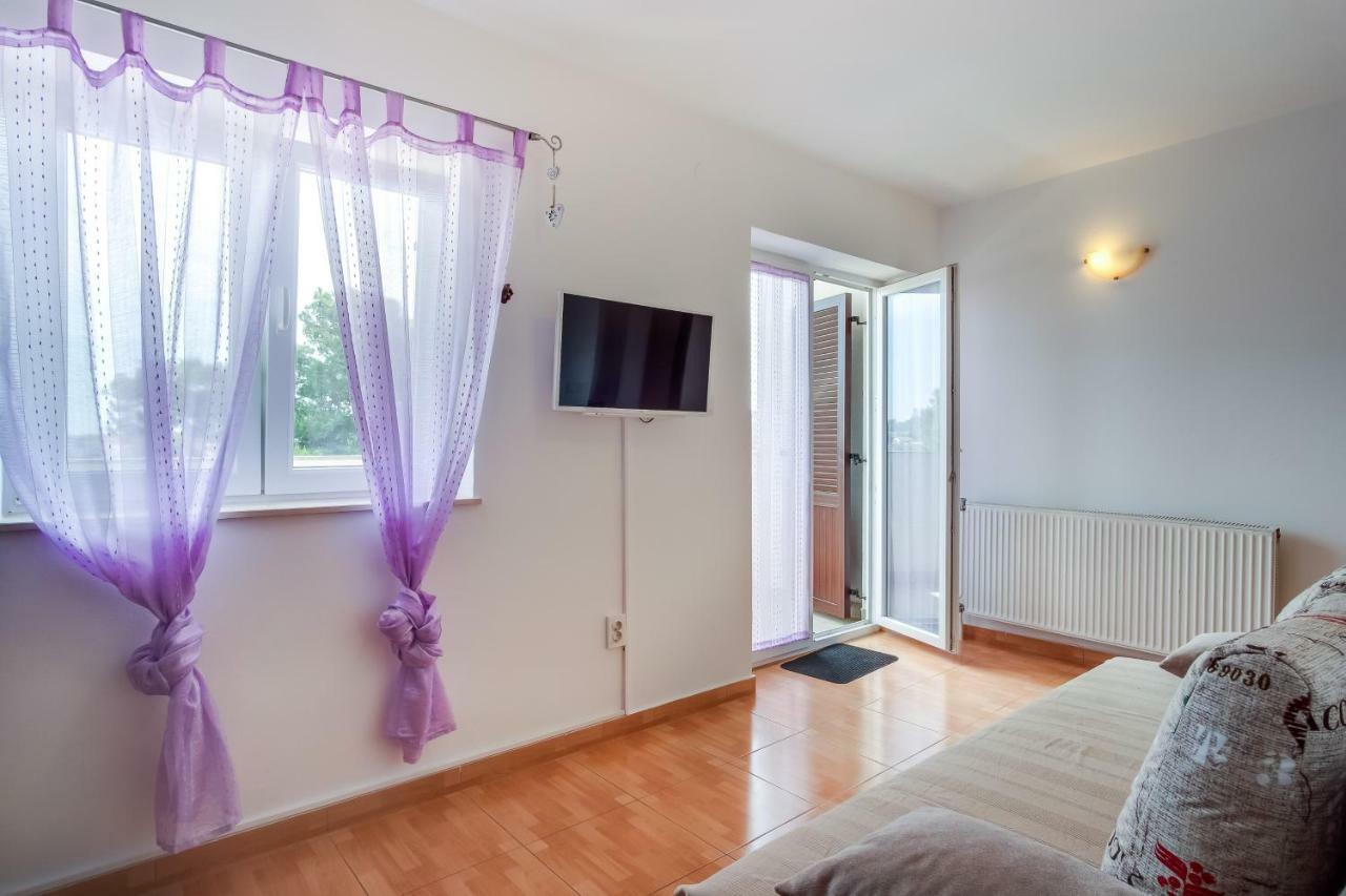Apartment Senka مالي لوشينغْ المظهر الخارجي الصورة